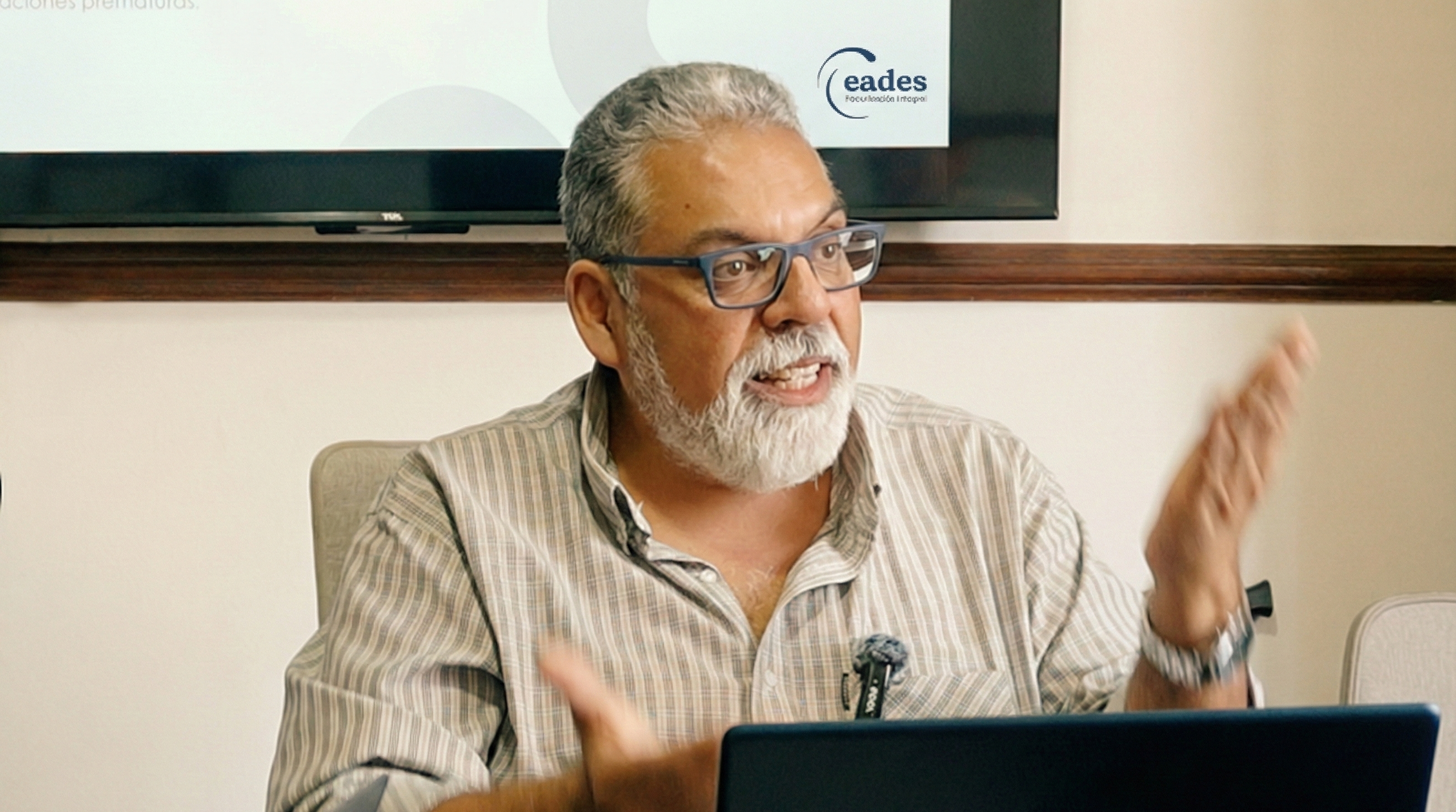 PSERES REFLEXIONA: TALLERES PARA COLEGIOS E INSTITUCIONES